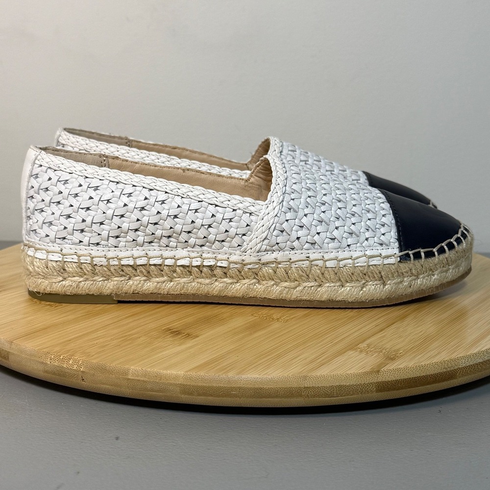 J.McLaughlin Redding 2 Espadrilles Women 7M White Navy Blue Preppy Quiet Luxury